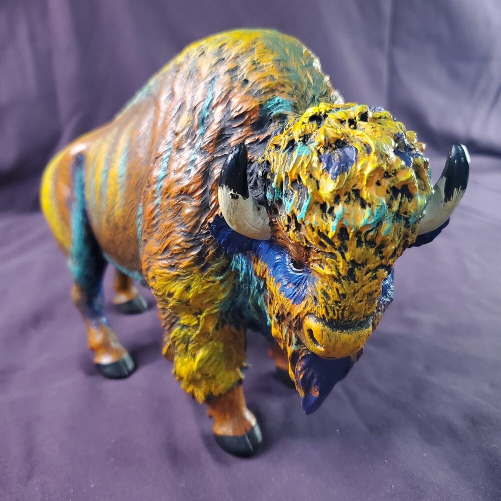Yellowstone Buffalo Trace 9” Statue Multicolor Western Figure